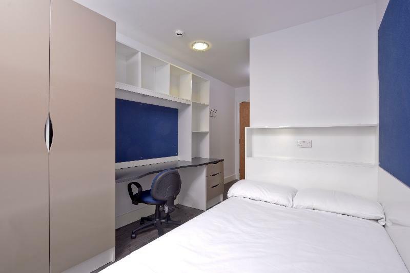 Destiny Student - Holyrood Hotell Edinburg Exteriör bild